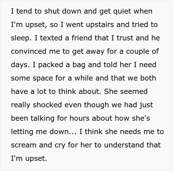A Reddit post about the bride taking space and texting a friend after a discussion with her fiancée. A Reddit post about the bride taking space and texting a friend after a discussion with her fiancée.