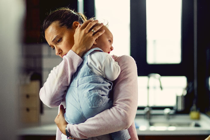 Parents Shortchange Teen Babysitter After Ignoring Her For Hours, And Get An Expensive Surprise Parents Shortchange Teen Babysitter After Ignoring Her For Hours, And Get An Expensive Surprise
