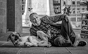 30 Perfectly Timed Street Photos By Mehmet Bayram That Turn Everyday Moments Into Art