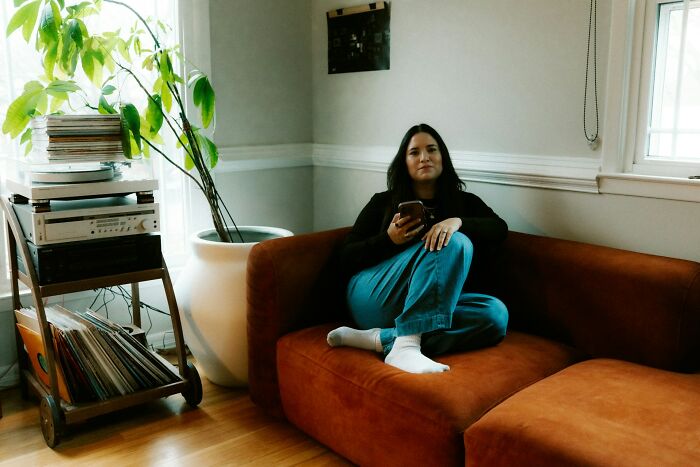 56 Bizarre Things Guests Found In Other People’s Homes That They Could Never Unsee
