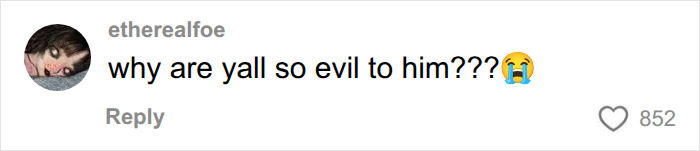 A netizen comment: why are yall so evil to him??? 😭, discussing the roasting of Brooklyn Beckham over his cooking video.