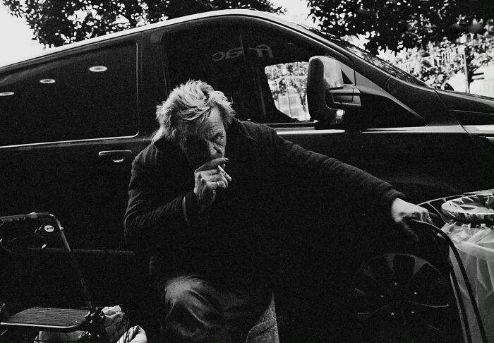 40 Striking Street Photos To Get You Ready For The Pure Street Photography Awards 2027