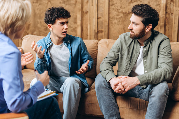 Fam Goes Above And Beyond For 2 Sets Of Twins And Ignores 17YO, He Finally Hits Them With The Truth Fam Goes Above And Beyond For 2 Sets Of Twins And Ignores 17YO, He Finally Hits Them With The Truth