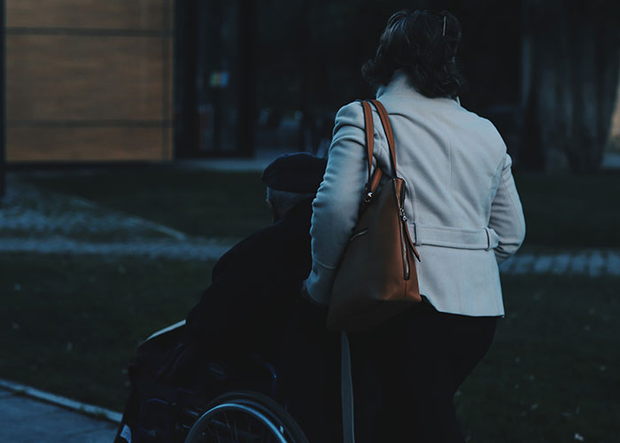 Husband’s Life Is A Living Hell Due To Wife’s Disability After An Accident: “Don’t Know If I Can Do This” Husband’s Life Is A Living Hell Due To Wife’s Disability After An Accident: “Don’t Know If I Can Do This”