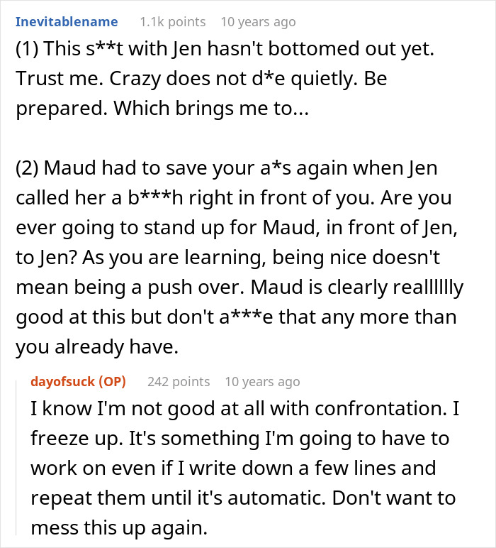 Guy Shows Just How Oblivious He Is After He Shares His Girlfriend's "Ridiculous" Behavior Guy Shows Just How Oblivious He Is After He Shares His Girlfriend's "Ridiculous" Behavior