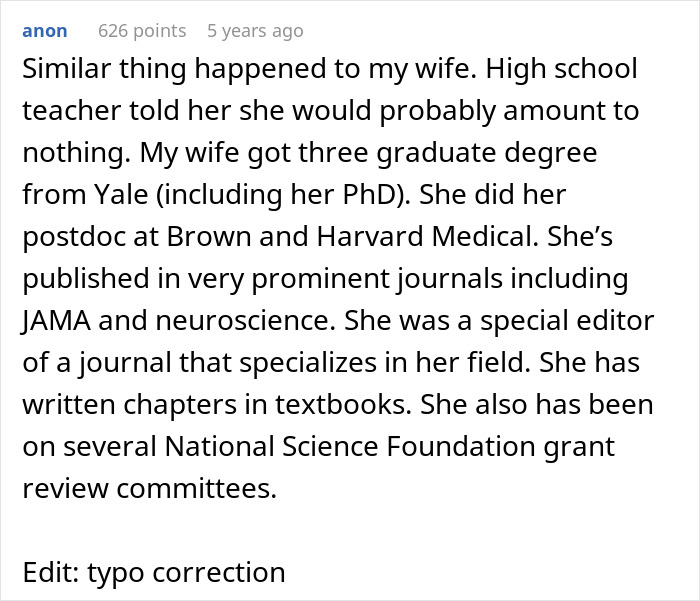 Woman Runs Into Insufferable Highschool Teacher 20 Years Later And Gets Proof That Karma Really Exists Woman Runs Into Insufferable Highschool Teacher 20 Years Later And Gets Proof That Karma Really Exists