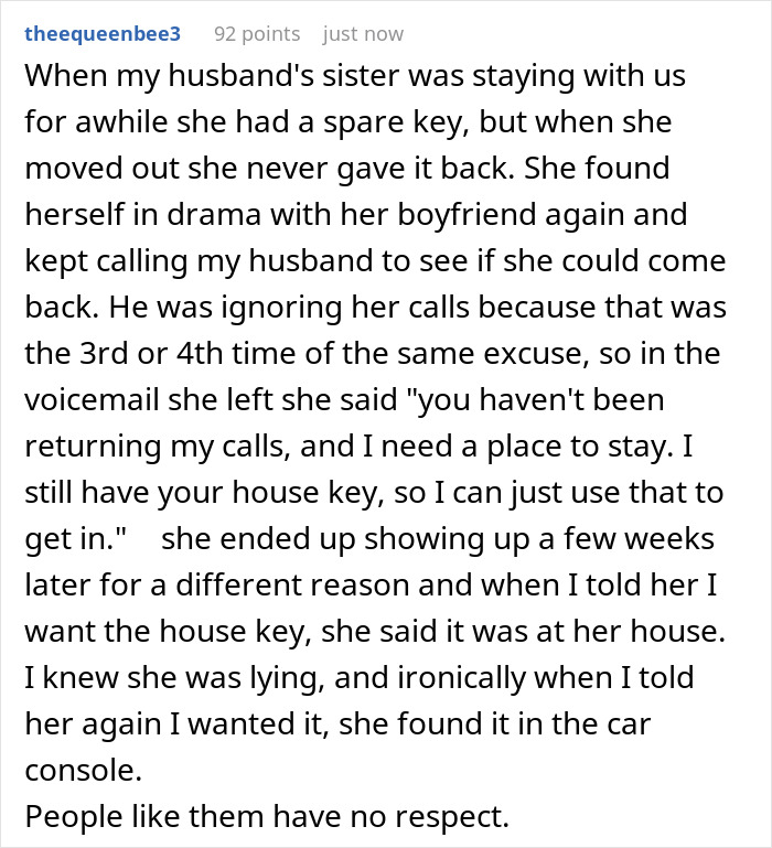 A social media comment from theequeenbee3 about sis turning bro's home into a lounge and not returning house keys A social media comment from theequeenbee3 about sis turning bro's home into a lounge and not returning house keys