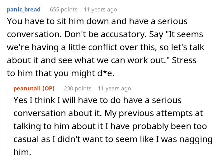 A screenshot showing Reddit comments about a boyfriend forgetting his girlfriend's allergy, suggesting a serious conversation. A screenshot showing Reddit comments about a boyfriend forgetting his girlfriend's allergy, suggesting a serious conversation.