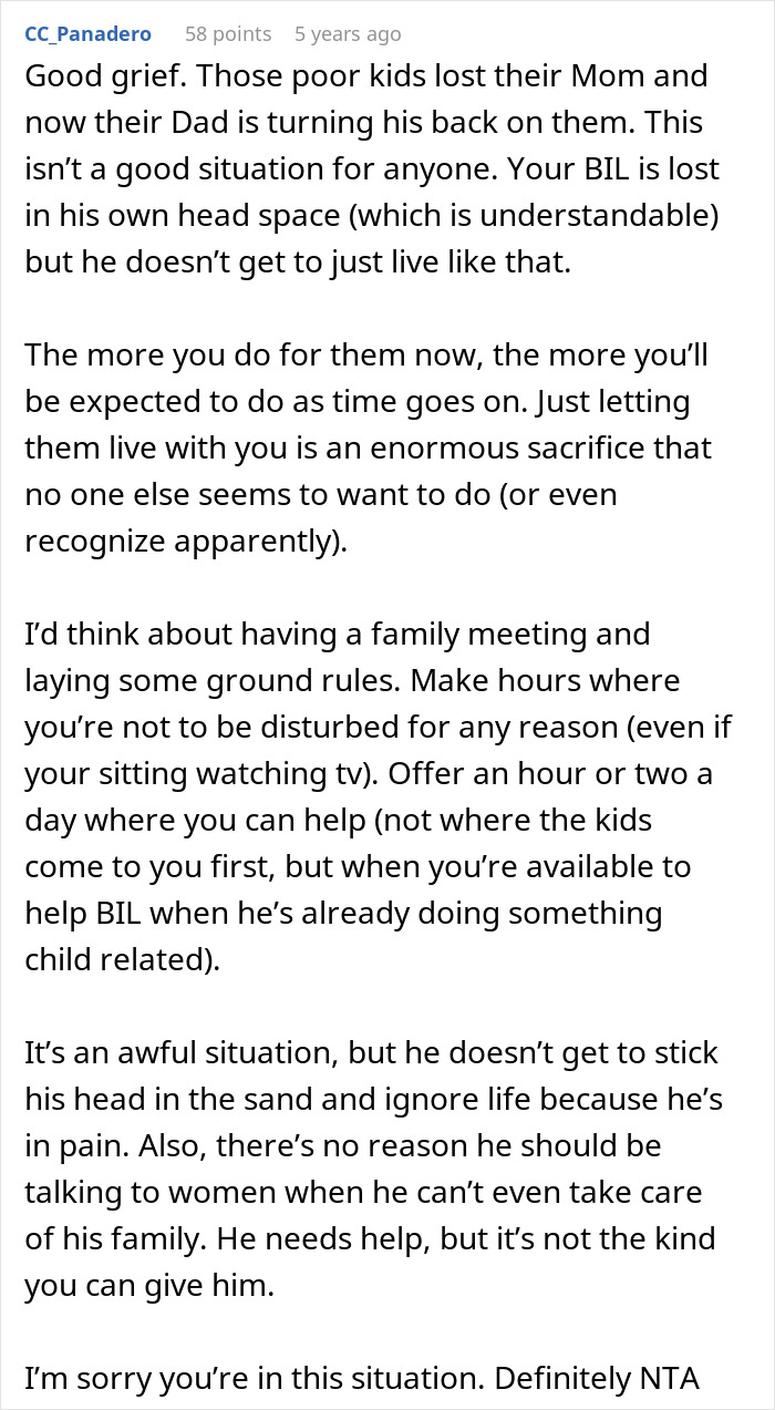 A screenshot of a comment from CC_Panadero about a grieving guy treating WFH job like babysitting service. A screenshot of a comment from CC_Panadero about a grieving guy treating WFH job like babysitting service.