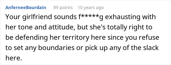 Guy Shows Just How Oblivious He Is After He Shares His Girlfriend's "Ridiculous" Behavior Guy Shows Just How Oblivious He Is After He Shares His Girlfriend's "Ridiculous" Behavior
