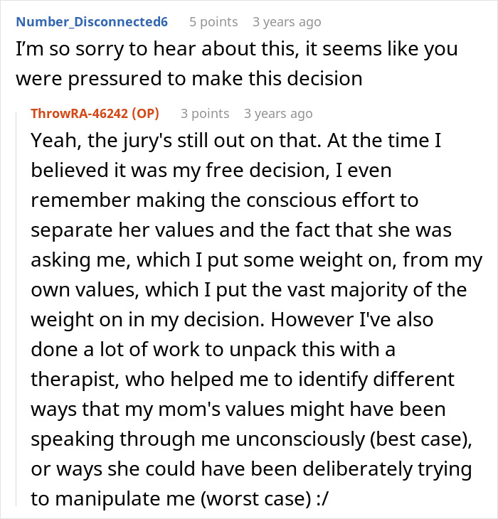 A Reddit comment explores the potential pressure and costly price behind a woman's kidney donation. A Reddit comment explores the potential pressure and costly price behind a woman's kidney donation.