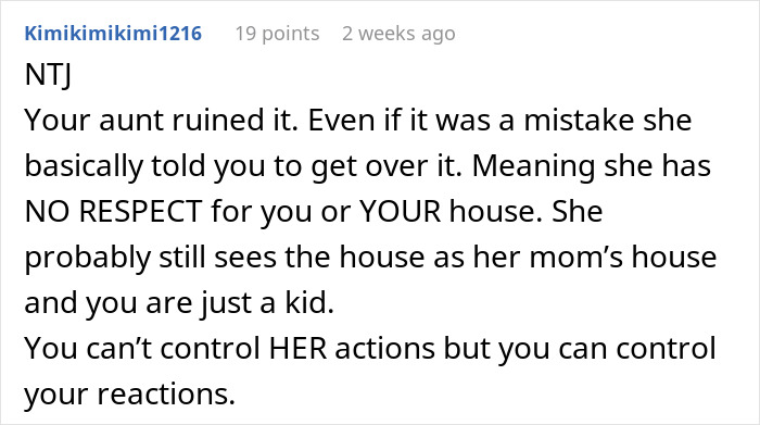 A screenshot of a comment on a family free table tradition and an aunt treating it like a free-for-all.