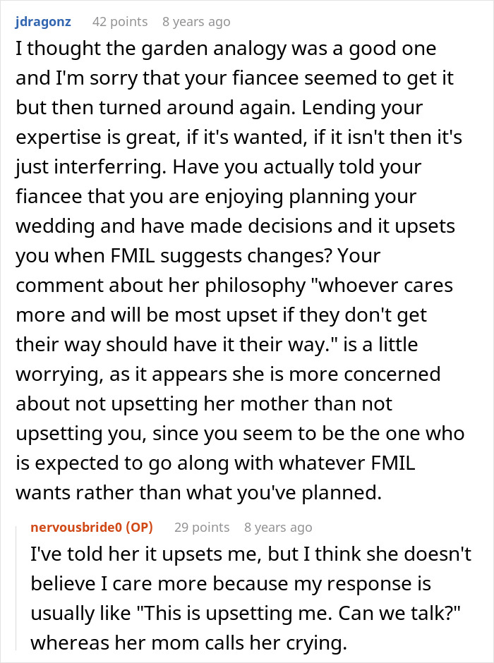 A user advises a bride about her fiancée's behavior regarding the wedding, highlighting the fiancée's problem with her mother. A user advises a bride about her fiancée's behavior regarding the wedding, highlighting the fiancée's problem with her mother.