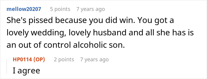 A Reddit comment regarding the bride and her MIL, discussing the wedding and MIL getting angry over photos. A Reddit comment regarding the bride and her MIL, discussing the wedding and MIL getting angry over photos.