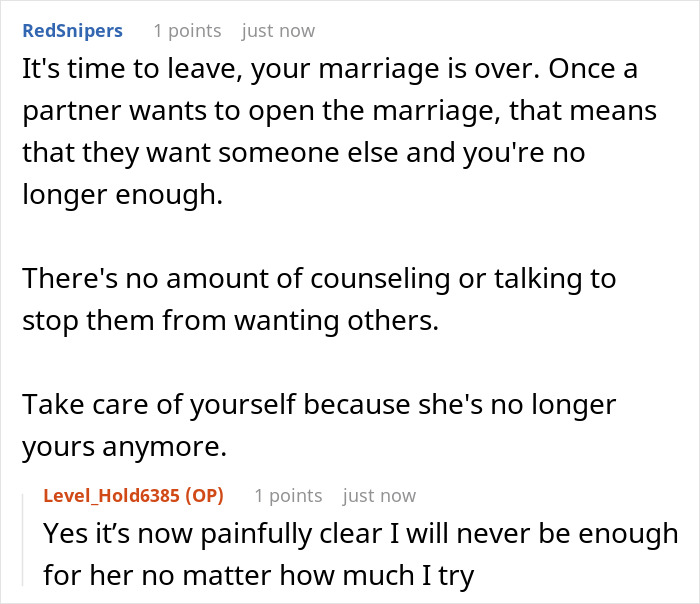 A screenshot of a comment advising to end a marriage, as the partner wants an open marriage to be with a colleague, causing mourning.
