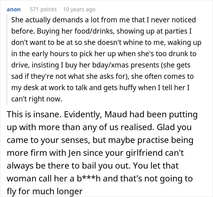 Guy Shows Just How Oblivious He Is After He Shares His Girlfriend's "Ridiculous" Behavior Guy Shows Just How Oblivious He Is After He Shares His Girlfriend's "Ridiculous" Behavior