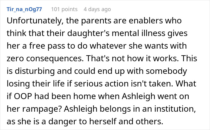 A screenshot of a comment about a woman trusting her roommate with her cats and returning to a destroyed home. A screenshot of a comment about a woman trusting her roommate with her cats and returning to a destroyed home.