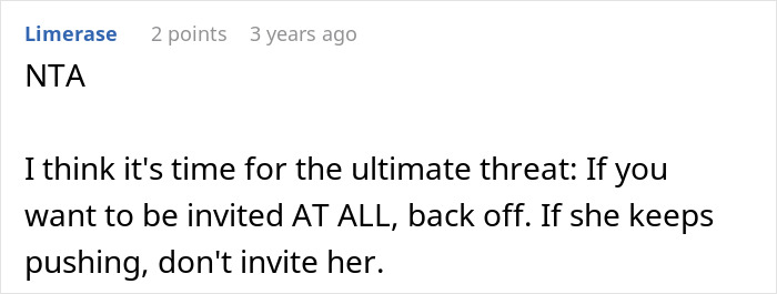 Mom Exposes Herself As A Homophobe After Trying To Take Over Daughter's Wedding Mom Exposes Herself As A Homophobe After Trying To Take Over Daughter's Wedding