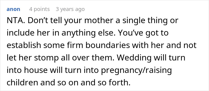 Mom Exposes Herself As A Homophobe After Trying To Take Over Daughter's Wedding Mom Exposes Herself As A Homophobe After Trying To Take Over Daughter's Wedding