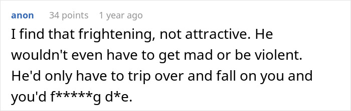 A Reddit comment expressing fear about The Mountain's size, imagining him falling on someone. A Reddit comment expressing fear about The Mountain's size, imagining him falling on someone.