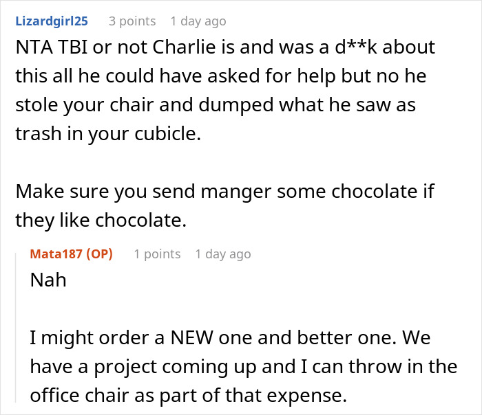 Worker Swaps Chairs Behind Colleague’s Back As His One Is Broken, Wants It Back After Getting Fixed Worker Swaps Chairs Behind Colleague’s Back As His One Is Broken, Wants It Back After Getting Fixed