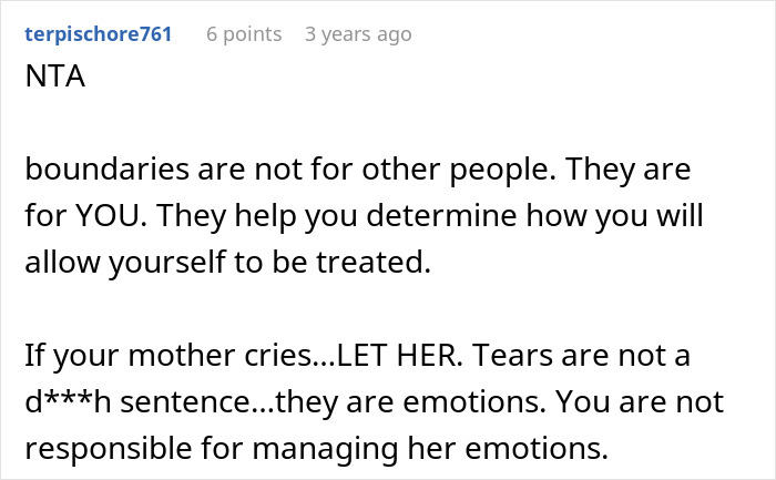 Mom Exposes Herself As A Homophobe After Trying To Take Over Daughter's Wedding Mom Exposes Herself As A Homophobe After Trying To Take Over Daughter's Wedding