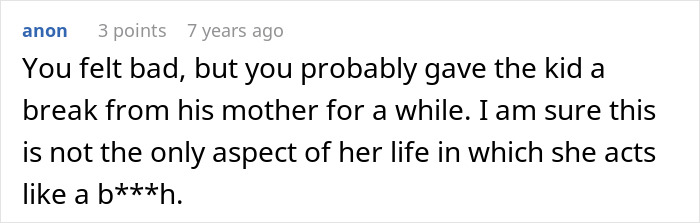 A Reddit comment suggesting the woman gave the child a break from his mother during the plane seat incident. A Reddit comment suggesting the woman gave the child a break from his mother during the plane seat incident.