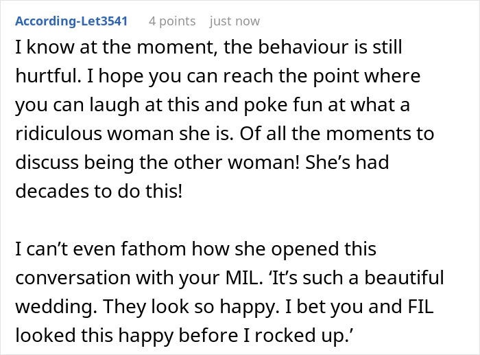 A Reddit comment on the hurtful timing of a woman's apology for stealing a husband at a wedding. A Reddit comment on the hurtful timing of a woman's apology for stealing a husband at a wedding.