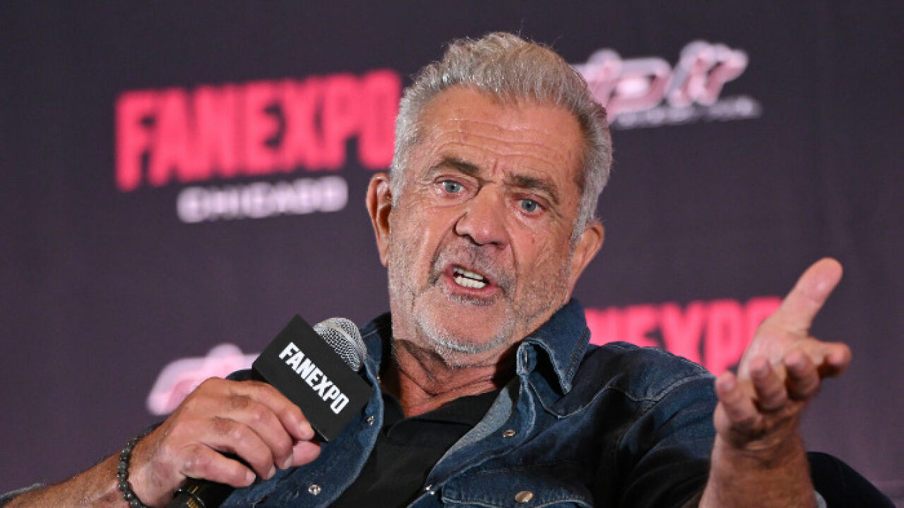 Mel Gibson Slammed As Despicable For Mocking Deaf Interpreter