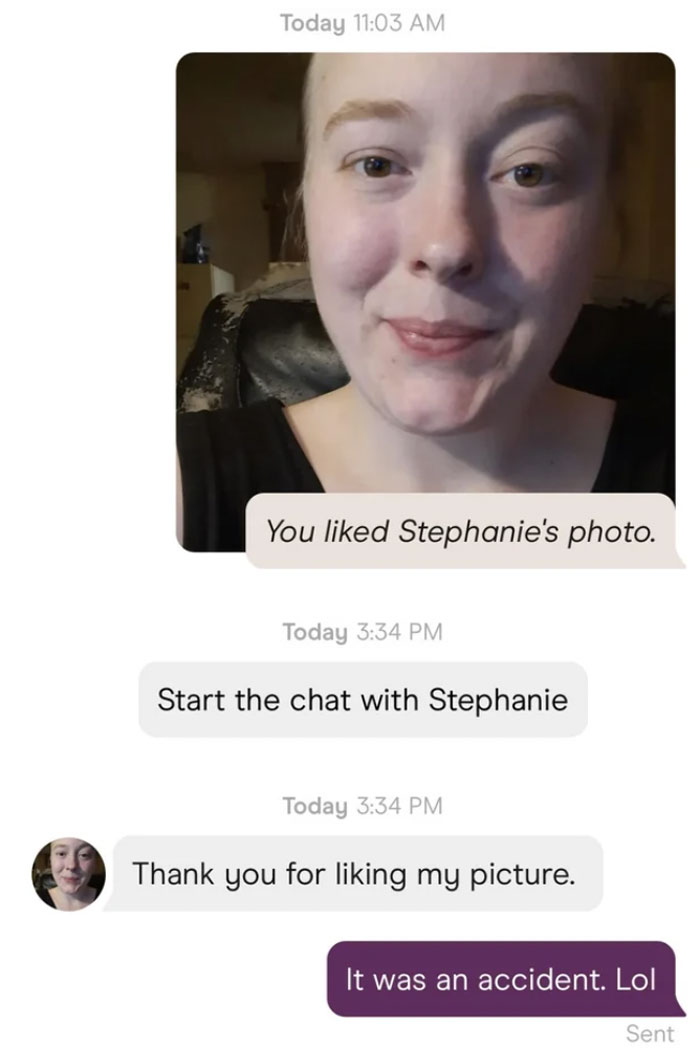 Screenshot of an online dating chat, showing a cringey exchange, typical of wild online dating interactions.