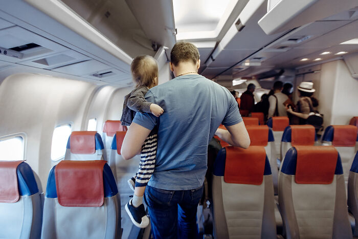 An Entitled Father Asked Me To Give Up My Window Seat For His Child