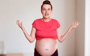 Entitled Realtor Expects 7-Month Pregnant Neighbor To Shovel Snow For Open House, Gets Told Off