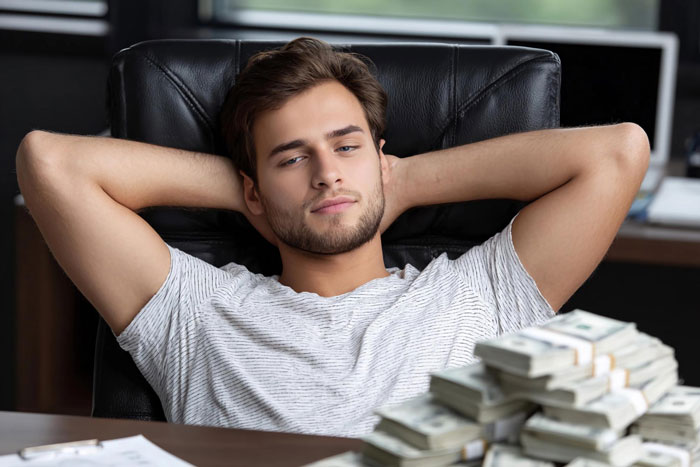 Financially Illiterate 27YO Gets Inheritance And Family Home, His BIL Is Starting Drama Financially Illiterate 27YO Gets Inheritance And Family Home, His BIL Is Starting Drama