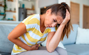 Woman Gets Mysteriously Sick At Dad’s House, Starts Suspecting He Is Tampering With Her Dessert