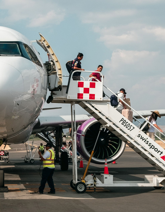 Passengers board a flight, unaware an unruly toddler will cause the flight to be canceled. Passengers board a flight, unaware an unruly toddler will cause the flight to be canceled.