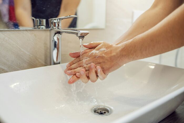 42 Hygiene Practices That Should Be Way More Common