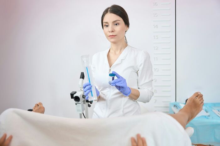 62 Patients Share The Medical Procedures That Hurt Far More Than Doctors Had Led Them To Expect
