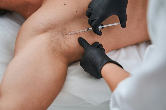 62 Patients Share The Medical Procedures That Hurt Far More Than Doctors Had Led Them To Expect