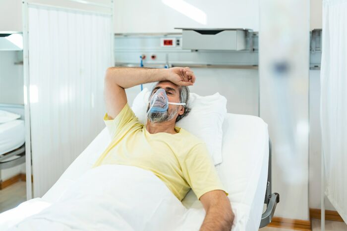 62 People Share The Most Disturbing Deathbed Confessions