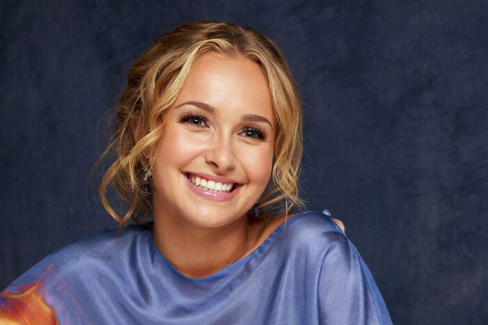 Hayden Panettiere smiling, her boyfriend was there during her final moments.