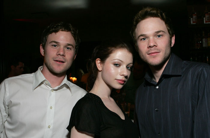 X-Men actor Shawn Ashmore and twin brother Aaron Ashmore with Michelle Trachtenberg at an event. X-Men actor Shawn Ashmore and twin brother Aaron Ashmore with Michelle Trachtenberg at an event.