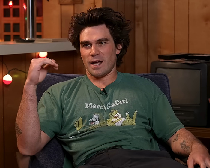 A Hollywood star sits, discussing extreme food habits, sparking a massive debate. A Hollywood star sits, discussing extreme food habits, sparking a massive debate.