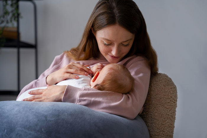 Guy Cheats On Pregnant Wife, His Unwillingness To Want Custody After Son Is Born Hurts Her More