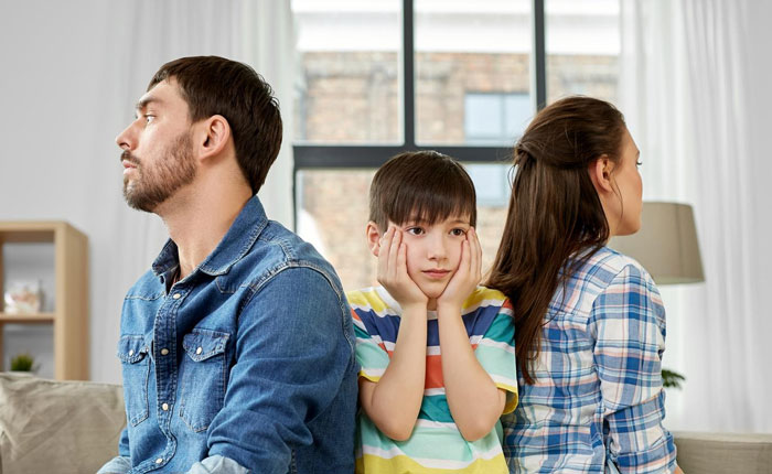 Stepson Keeps Bullying Woman’s 5YO, Dad Calls It “Boys Being Boys”, She Kicks Them Both Out Stepson Keeps Bullying Woman’s 5YO, Dad Calls It “Boys Being Boys”, She Kicks Them Both Out