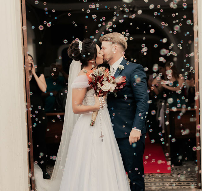 Woman Is Upset After Her Husband’s Stepmom Turns Her Wedding Day Into A Family Reckoning No One Asked For Woman Is Upset After Her Husband’s Stepmom Turns Her Wedding Day Into A Family Reckoning No One Asked For