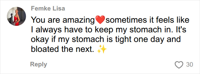 A comment praising Sara Sampaio for showing that perfect Instagram bodies are all about angles and lighting. A comment praising Sara Sampaio for showing that perfect Instagram bodies are all about angles and lighting.