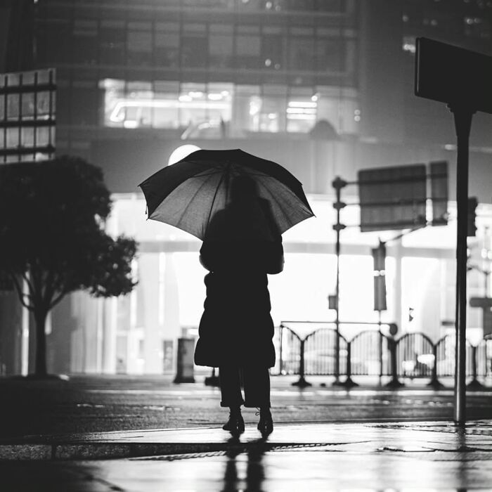 40 Striking Street Photos To Get You Ready For The Pure Street Photography Awards 2027