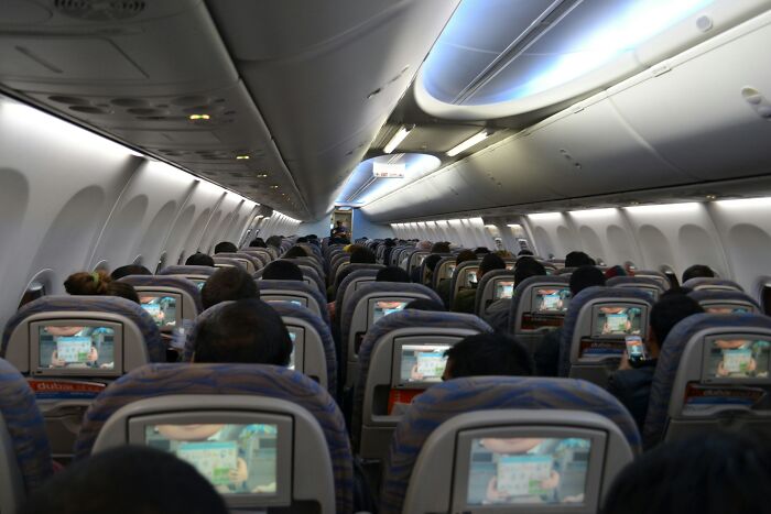 Airplanes Make Normal People Entitled Idiots As Well