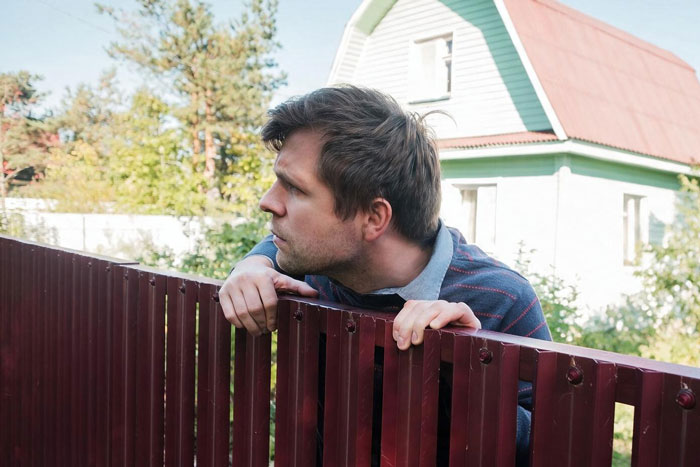 25YO Suspicious Of Neighbors’ Creepy Silent Gatherings, Gets Invited To One In Their Basement 25YO Suspicious Of Neighbors’ Creepy Silent Gatherings, Gets Invited To One In Their Basement