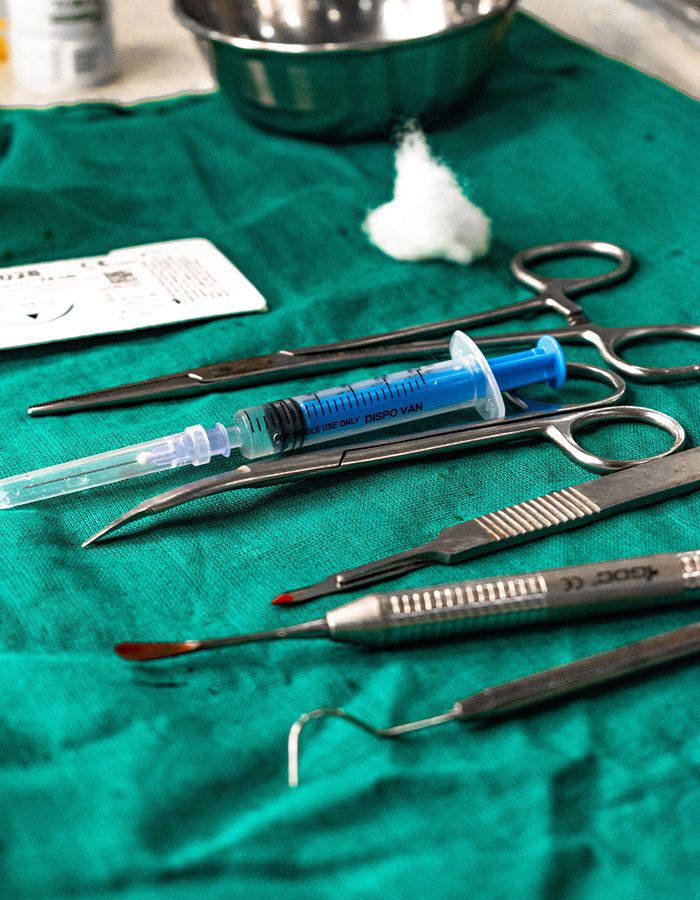 Autopsy tools and a syringe used by a nurse's aide to commit horrific crimes. Autopsy tools and a syringe used by a nurse's aide to commit horrific crimes.